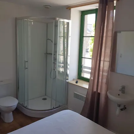 Bed and Breakfast / Bedroom *