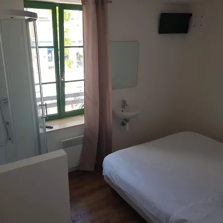 / Bedroom Pleine-Fougères